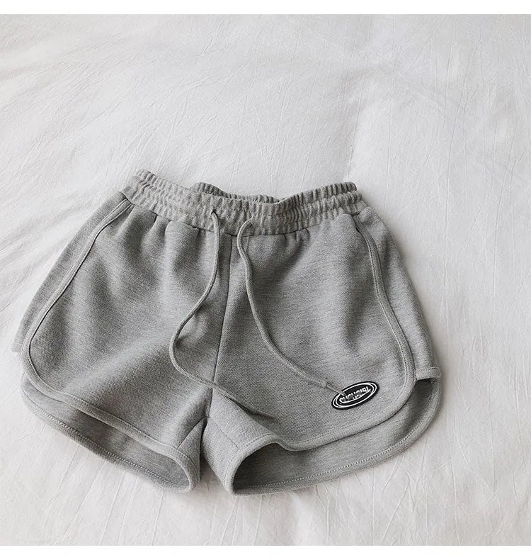 2023 Korea fashion elastic loose oversized Harajuku shorts high waist home service casual sports shorts women beach shorts