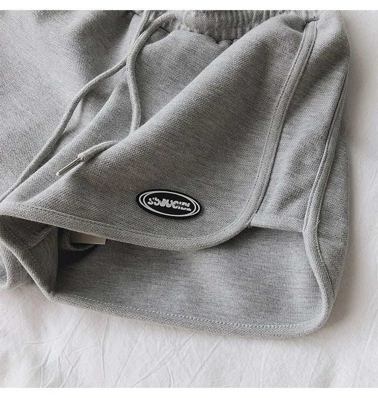 2023 Korea fashion elastic loose oversized Harajuku shorts high waist home service casual sports shorts women beach shorts